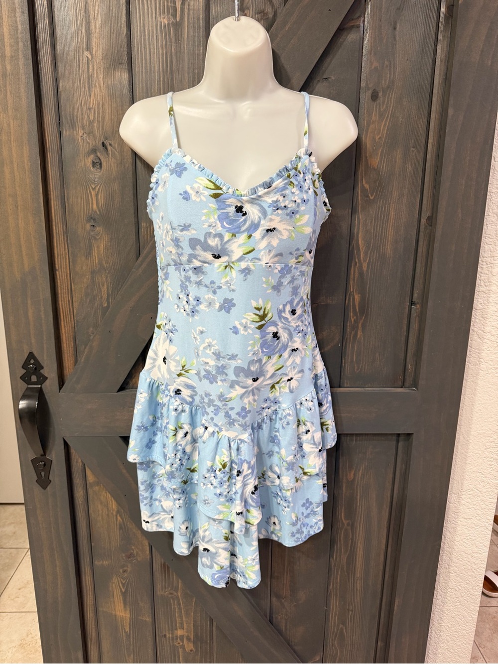 No Boundaries Blue Floral Mini Ruffled Dress size Medium